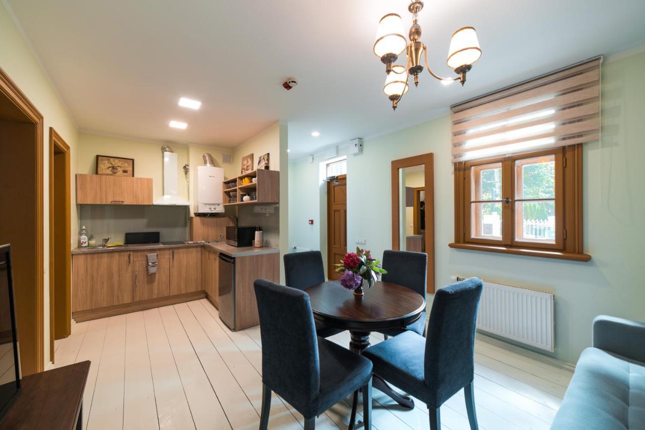 Cottage Dzintars Jurmala Exterior photo