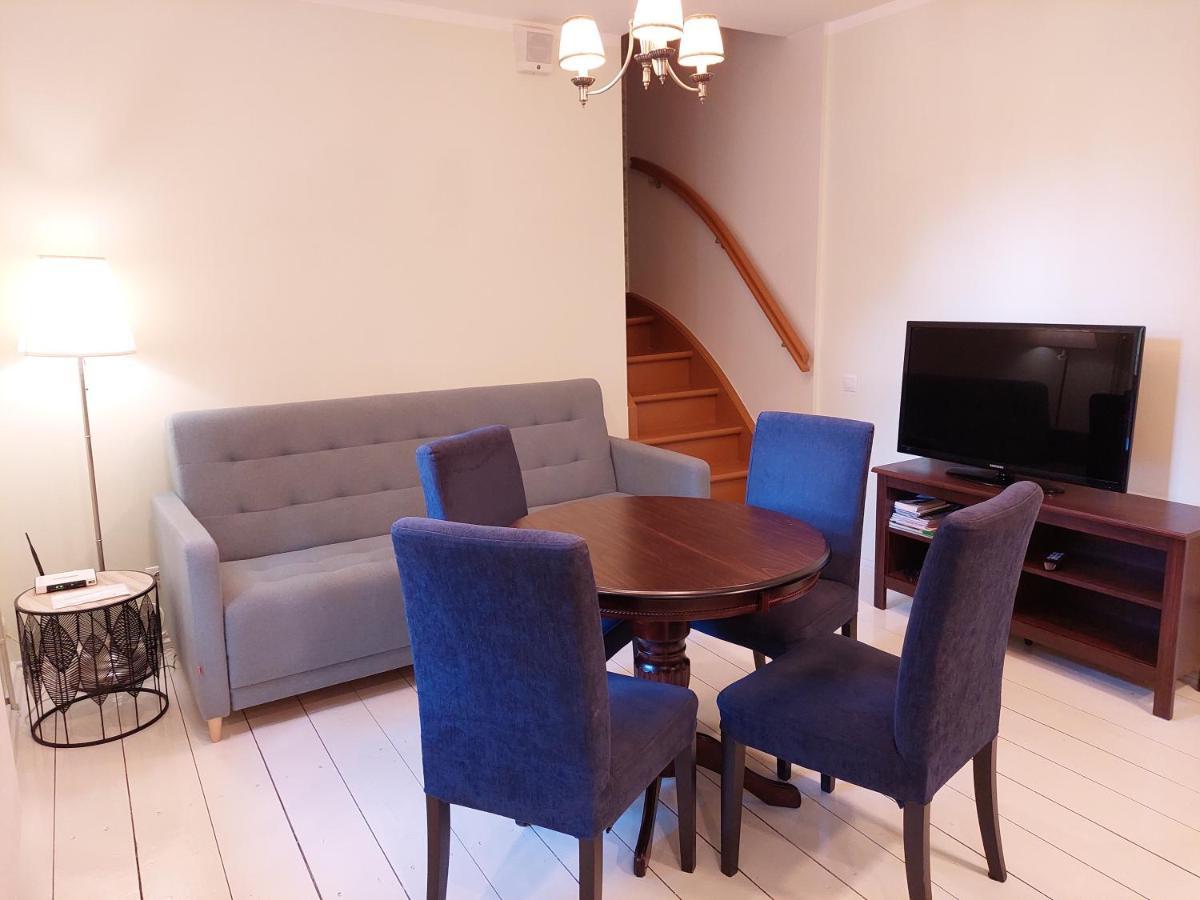 Cottage Dzintars Jurmala Exterior photo